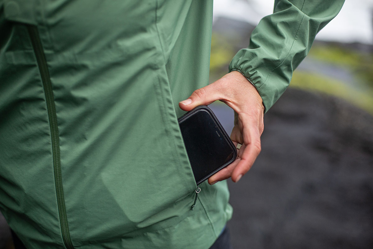 Patagonia Slate Sky Jacket (phone in hand pocket)